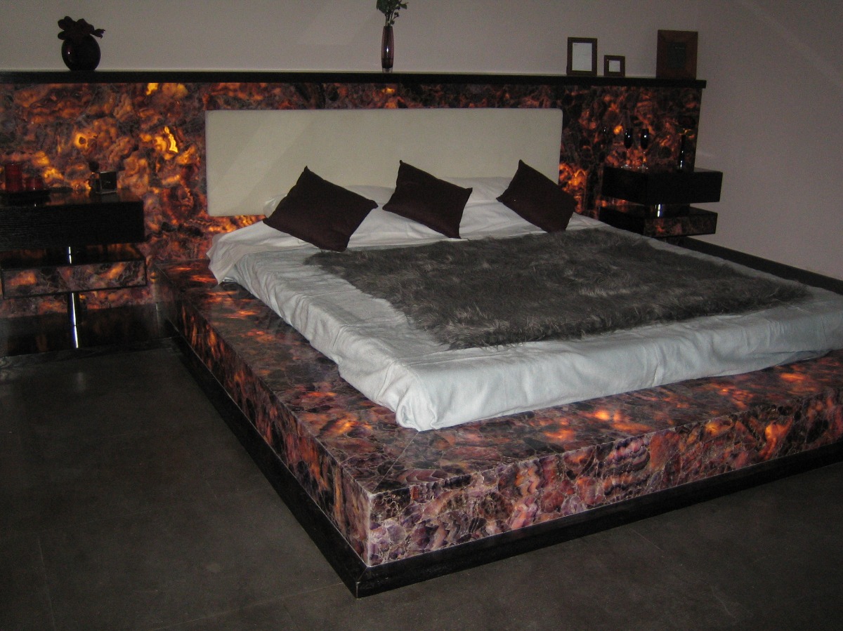Company: Image 4